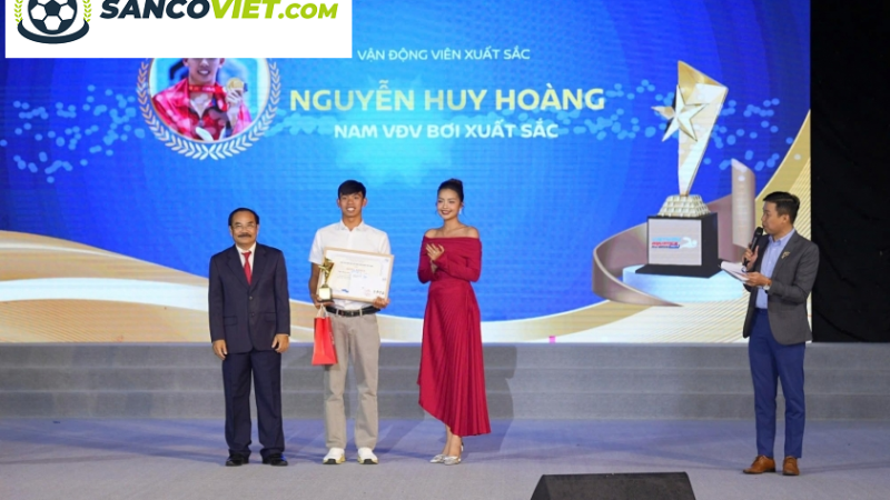 “Kình Ngư Nguyễn Huy Hoàng Đạt Danh Hiệu Xuất Sắc Nhất Năm 2024”