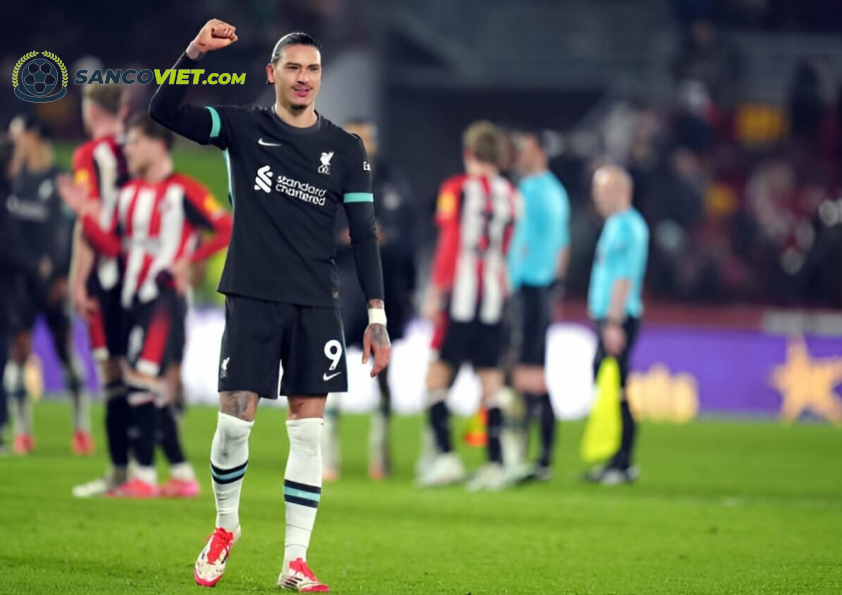 Nunez lập cú đúp giúp Liverpool giành trọn 3 điểm trước Brentford.