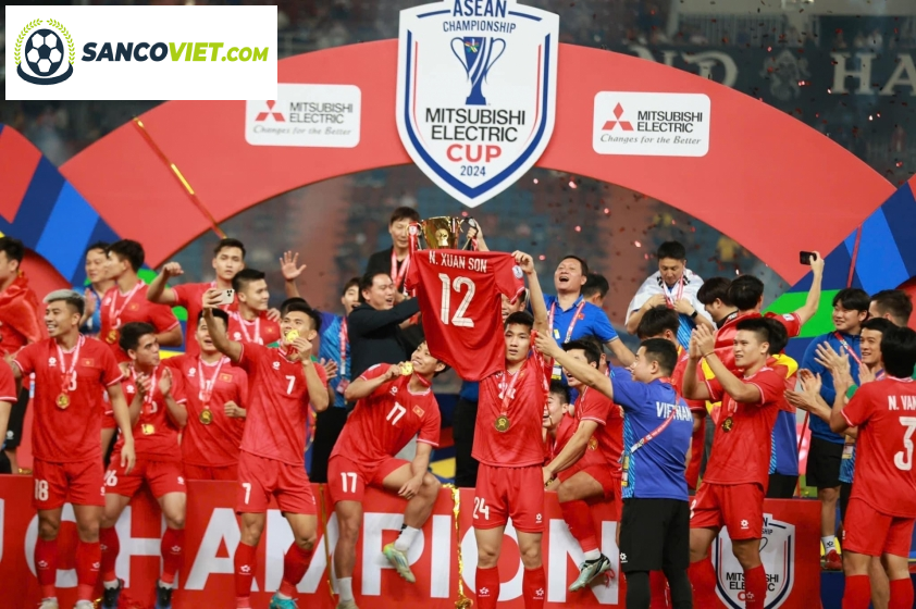 Việt Nam vô địch AFF Cup lần thứ 3.