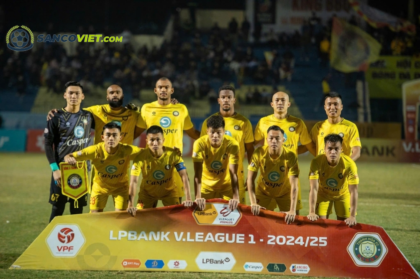 CLB Thanh Hóa vẫn đang dẫn đầu V-League sau 11 trận