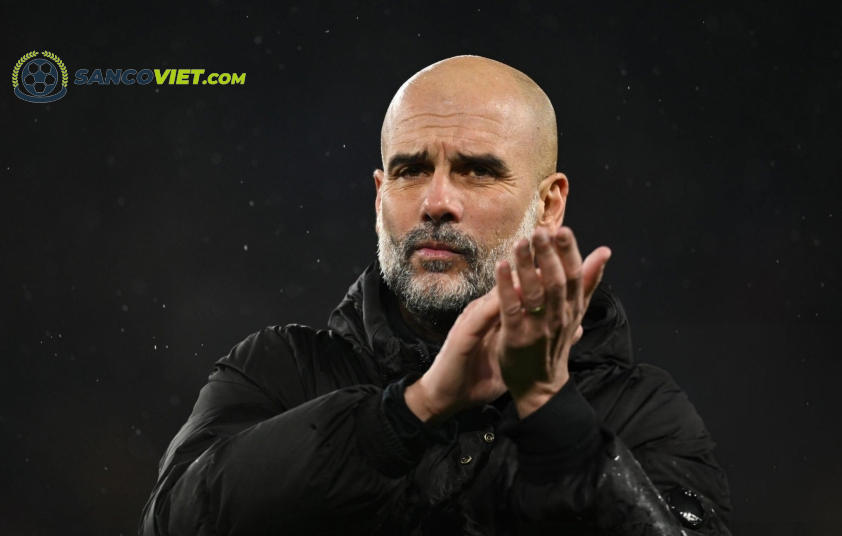 Pep Guardiola khẳng định tầm quan trọng của cuộc đối đầu với Chelsea. Ảnh: Getty